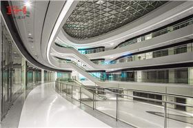 商場 購物中心中庭過道區域鋁單板案例欣賞01.jpg