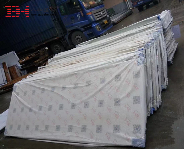 【發貨動態】贛州奧迪汽車展廳外墻沖孔鋁單板2 【發貨動態】贛州奧迪汽車展廳外墻沖孔鋁單板2