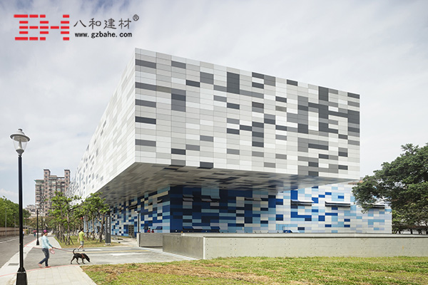 建筑外墻鋁單板需要注意的問題 建筑外墻鋁單板需要注意的問題