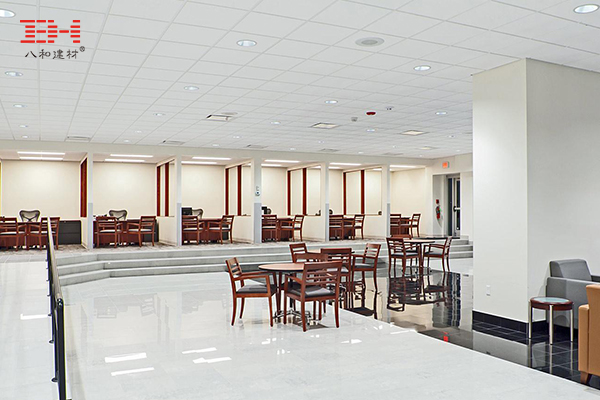 美國福特-勾搭式鋼板天花02.jpg 美國福特-勾搭式鋼板天花02.jpg