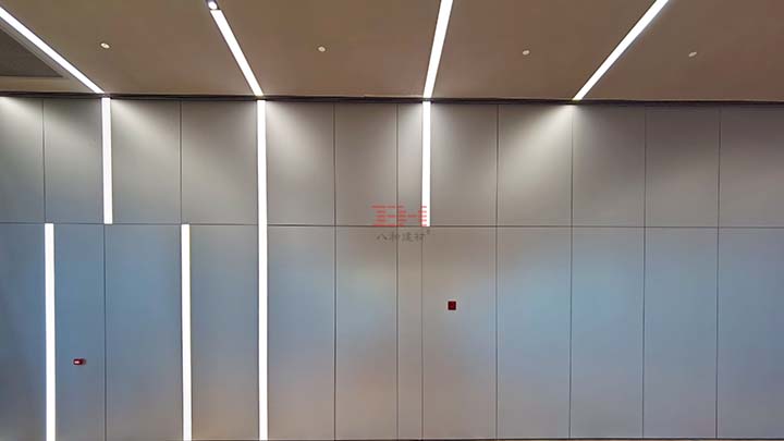 裝配式金屬墻板的優(yōu)點(diǎn)