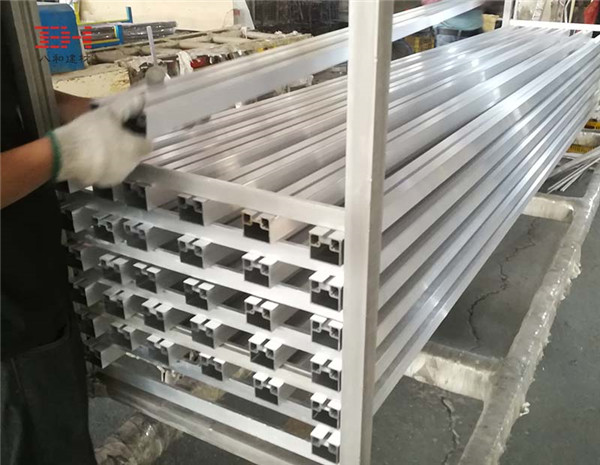 鋁型材