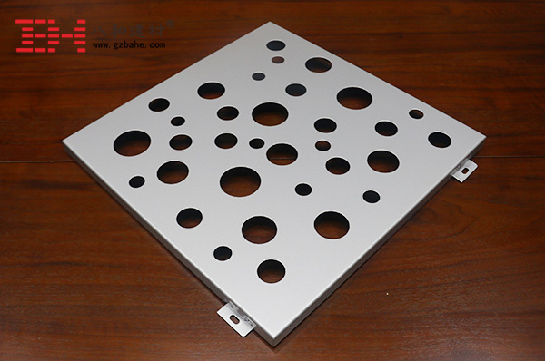 訂購沖孔鋁單板應該了解些什么？